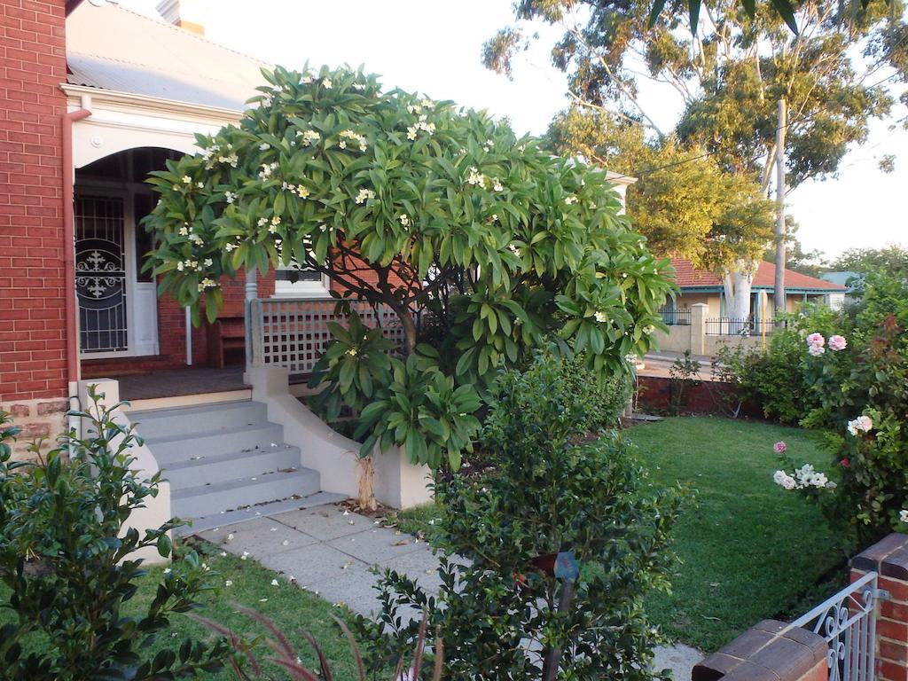 Hamptons Inn Bed & Breakfast Fremantle Ngoại thất bức ảnh